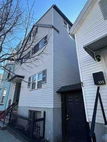 105 Lexington St, Boston, MA 02128