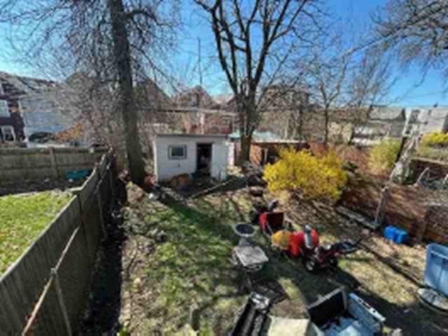 105 Lexington St, Boston, MA 02128