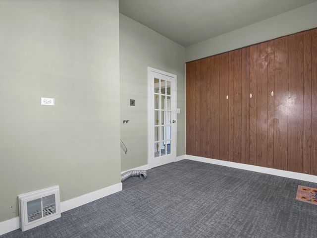 1021 E Nebraska Ave, Spokane, WA 99208