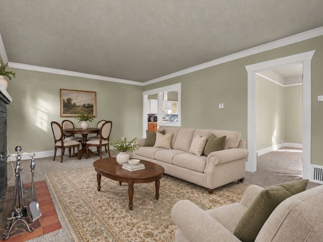 1021 E Nebraska Ave, Spokane, WA 99208