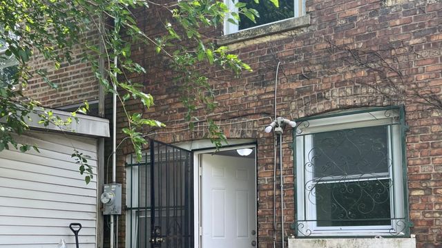 650 E 105th Place, Chicago, IL 60628