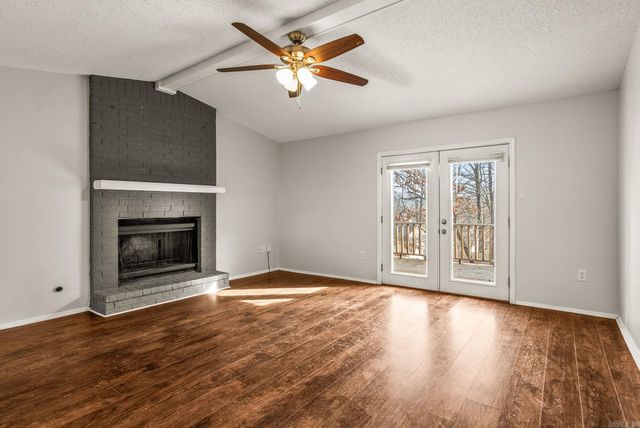 40 Oakridge, Maumelle, AR 72113