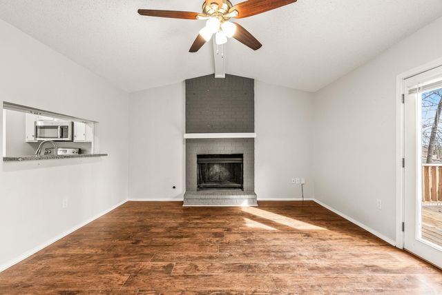 40 Oakridge, Maumelle, AR 72113