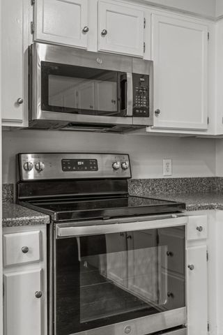 40 Oakridge, Maumelle, AR 72113