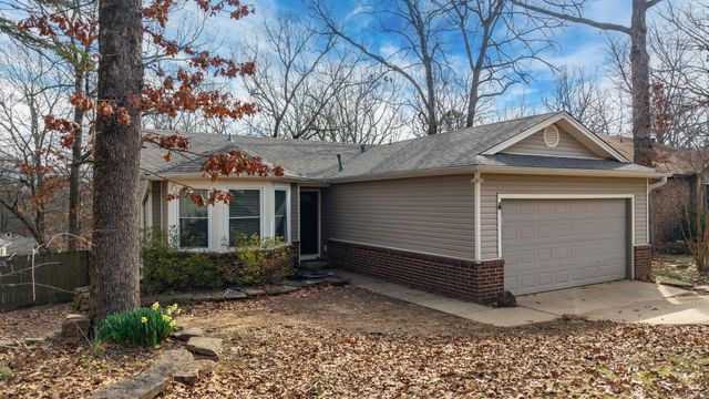 40 Oakridge, Maumelle, AR 72113