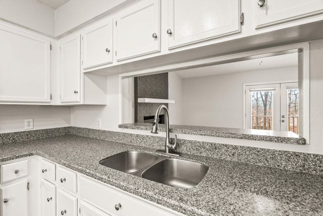 40 Oakridge, Maumelle, AR 72113