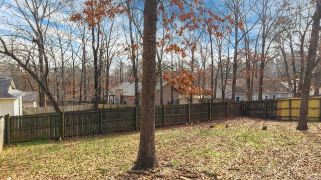 40 Oakridge, Maumelle, AR 72113