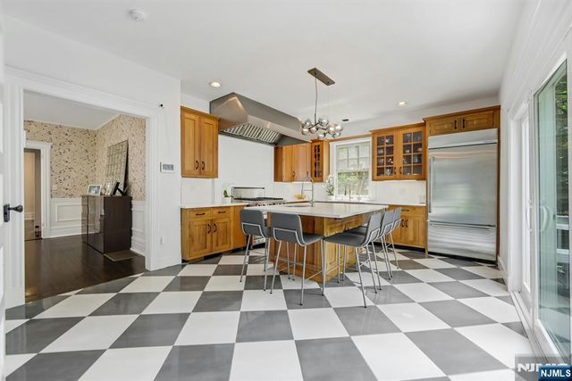 78 Franklin Street, Englewood, NJ 07631