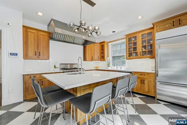 78 Franklin Street, Englewood, NJ 07631