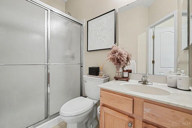 5418 Scarletoak Drive, Cincinnati, OH 45239