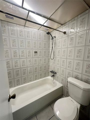 1008 NW 45th Ave 04, Miami, FL 33126