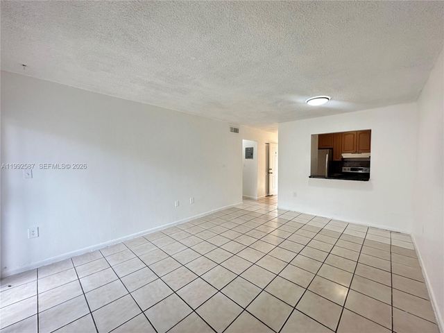 1008 NW 45th Ave 04, Miami, FL 33126