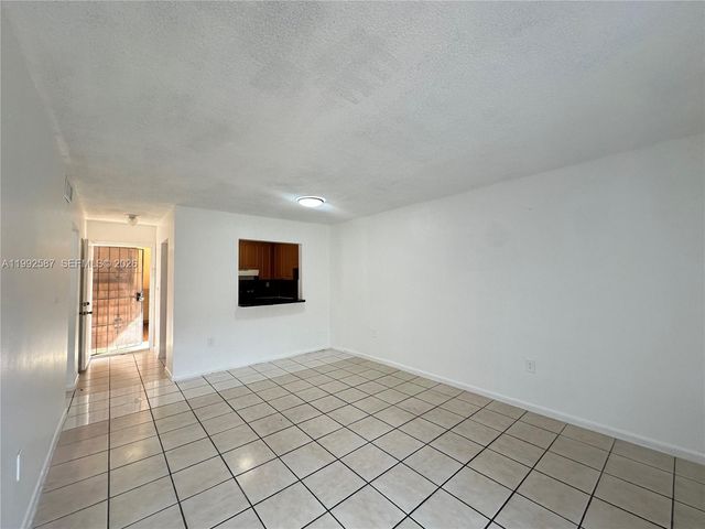 1008 NW 45th Ave 04, Miami, FL 33126