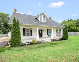 634 Hwy 52, E, Portland, TN 37148