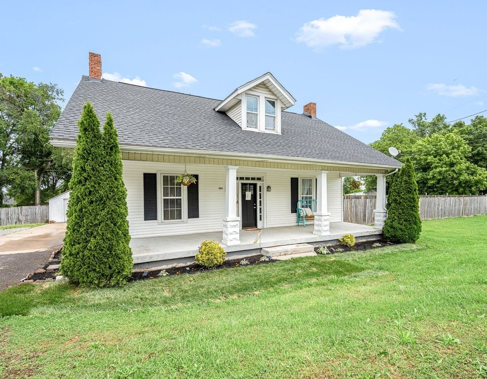 634 Hwy 52, E, Portland, TN 37148