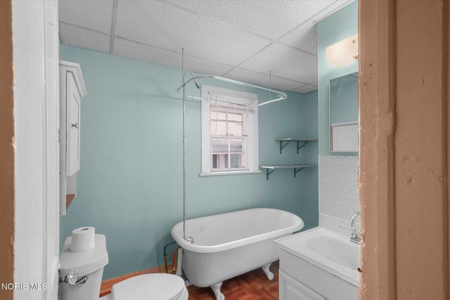 1409 N Huron Street, Toledo, OH 43604