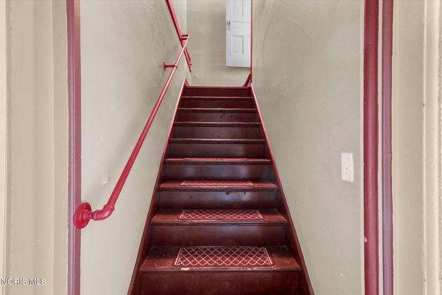 1409 N Huron Street, Toledo, OH 43604