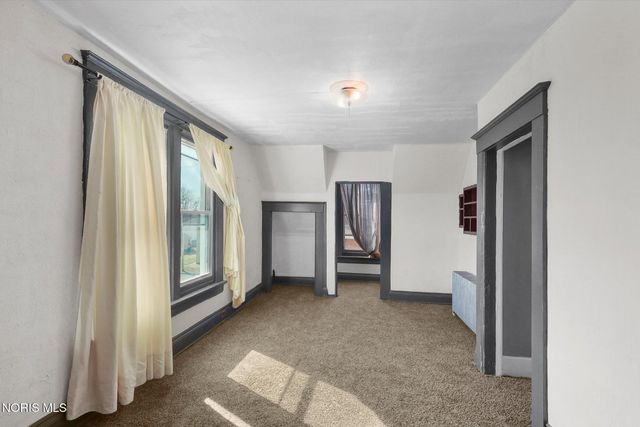 1409 N Huron Street, Toledo, OH 43604