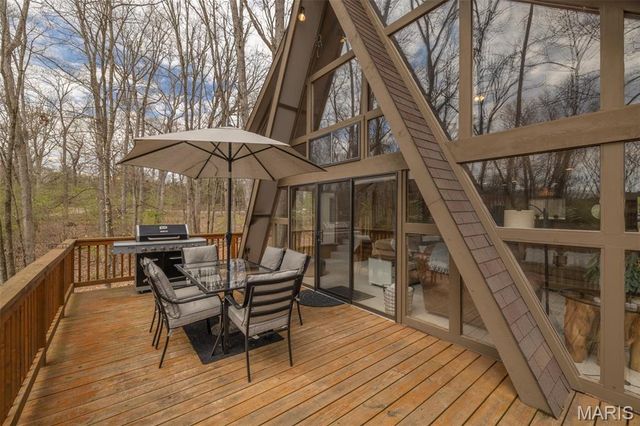 1750 Turrach Ridge, Innsbrook, MO 63390