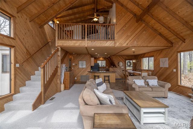 1750 Turrach Ridge, Innsbrook, MO 63390