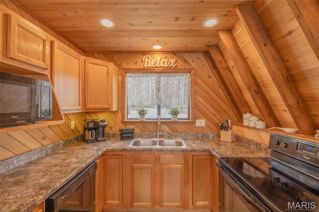 1750 Turrach Ridge, Innsbrook, MO 63390