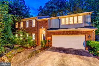 1709 MAPLE HILL PL, Alexandria, VA 22302