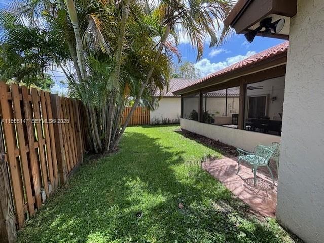 2158 Baton Rouge, Weston, FL 33326