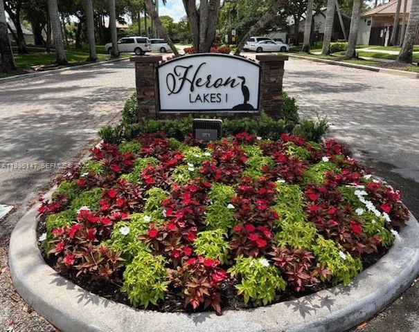 2158 Baton Rouge, Weston, FL 33326