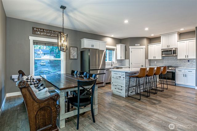 17501 Clear Lake Boulevard SE, Yelm, WA 98597