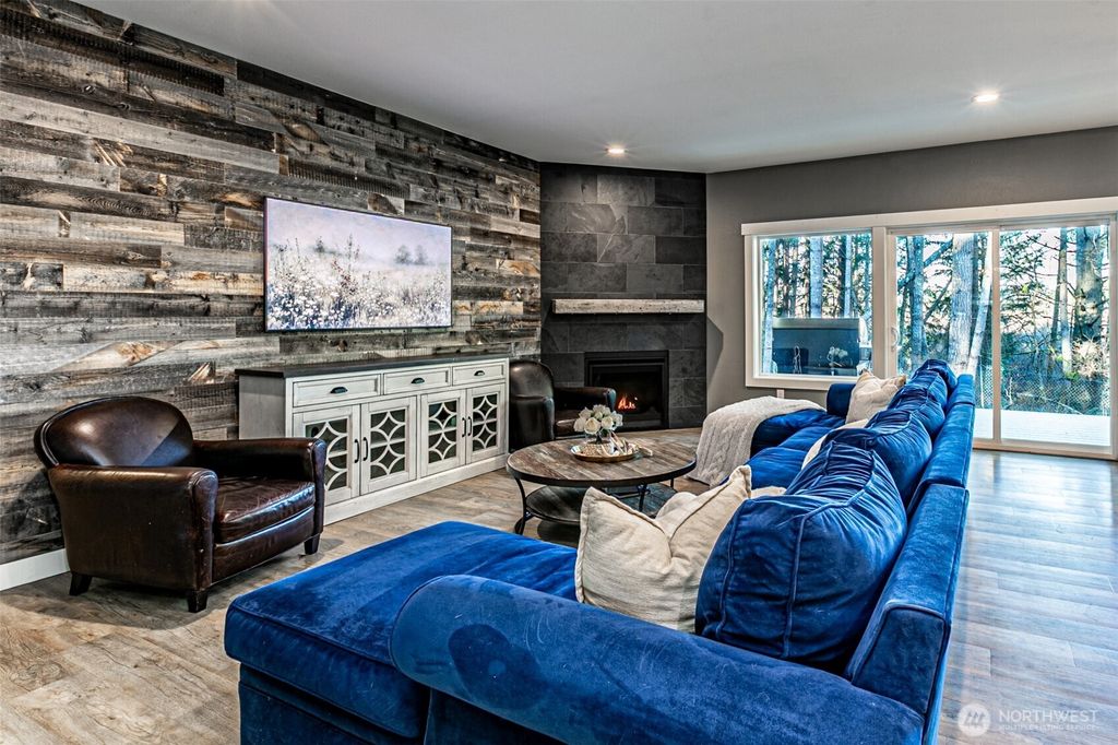 17501 Clear Lake Boulevard SE, Yelm, WA 98597