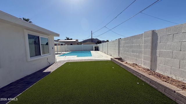 2507 W CORRINE Drive, Phoenix, AZ 85029