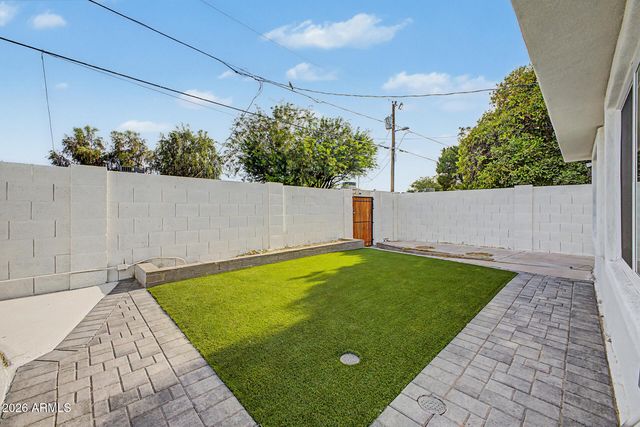 2507 W CORRINE Drive, Phoenix, AZ 85029