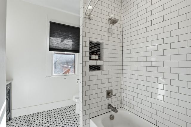 2260 Washington Avenue, Fort Worth, TX 76110