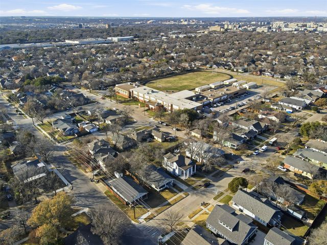 2260 Washington Avenue, Fort Worth, TX 76110