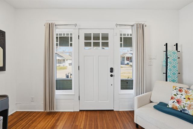 2260 Washington Avenue, Fort Worth, TX 76110