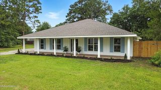 611 E E Lakeshore Drive, Carriere, MS 39426