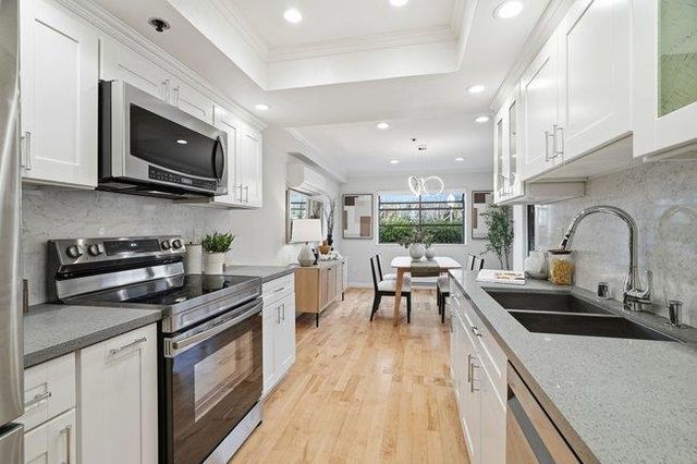 410 Sheridan Avenue 103, Palo Alto, CA 94306