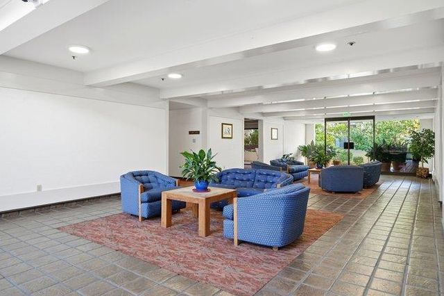 410 Sheridan Avenue 103, Palo Alto, CA 94306