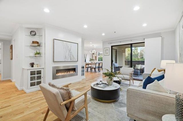 410 Sheridan Avenue 103, Palo Alto, CA 94306