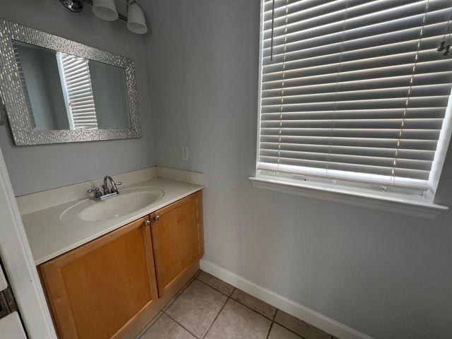 3676 Biltmore Avenue, Tallahassee, FL 32311