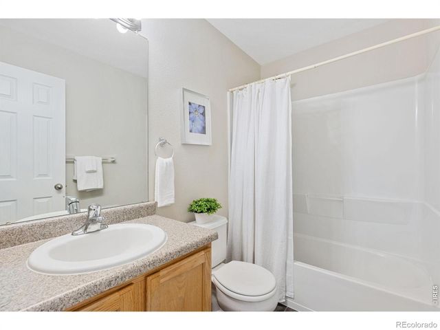 2122 Redhead Drive, Johnstown, CO 80534