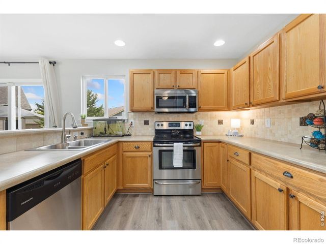 2122 Redhead Drive, Johnstown, CO 80534