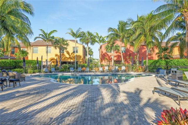 9067 Capistrano ST N 4502, Naples, FL 34113