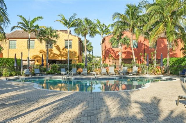 9067 Capistrano ST N 4502, Naples, FL 34113