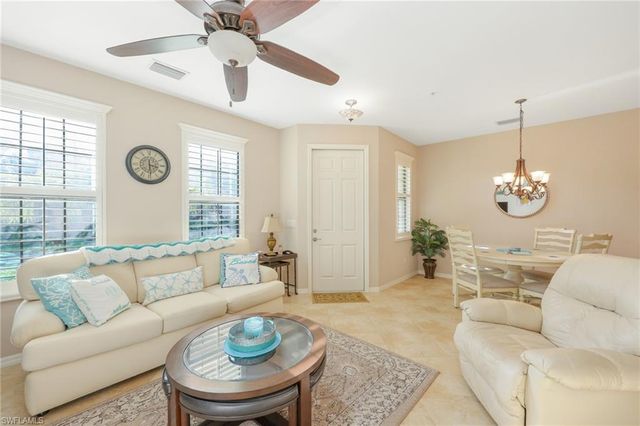 9067 Capistrano ST N 4502, Naples, FL 34113