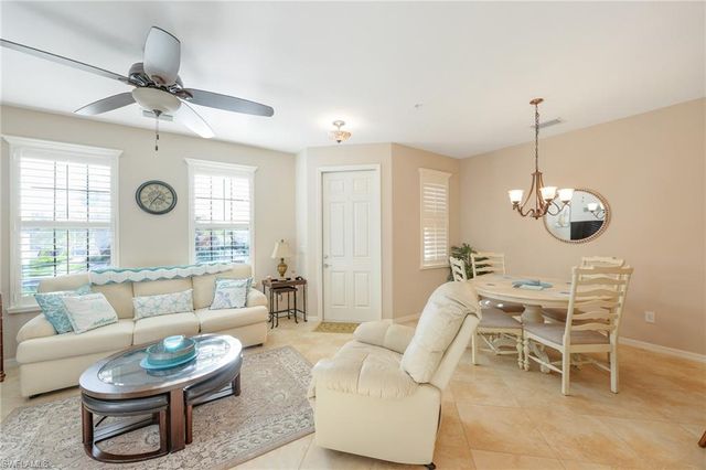 9067 Capistrano ST N 4502, Naples, FL 34113