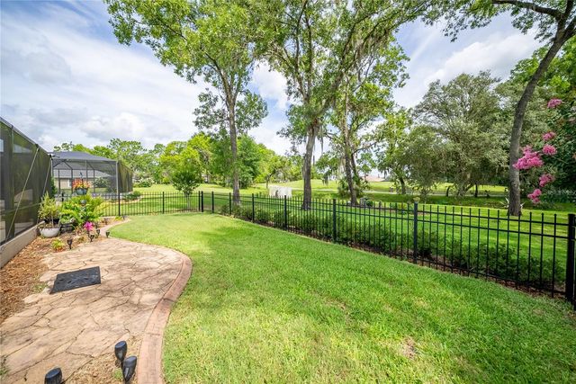 710 LAKE DIAMOND AVENUE, Ocala, FL 34472