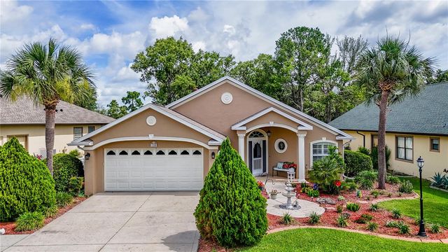 710 LAKE DIAMOND AVENUE, Ocala, FL 34472