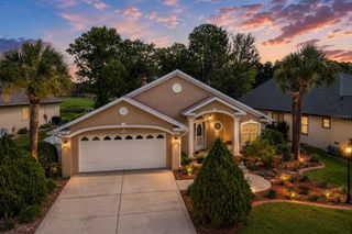 710 LAKE DIAMOND AVENUE, Ocala, FL 34472