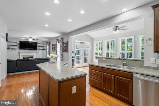14 COOPER RUN ST, Lovettsville, VA 20180